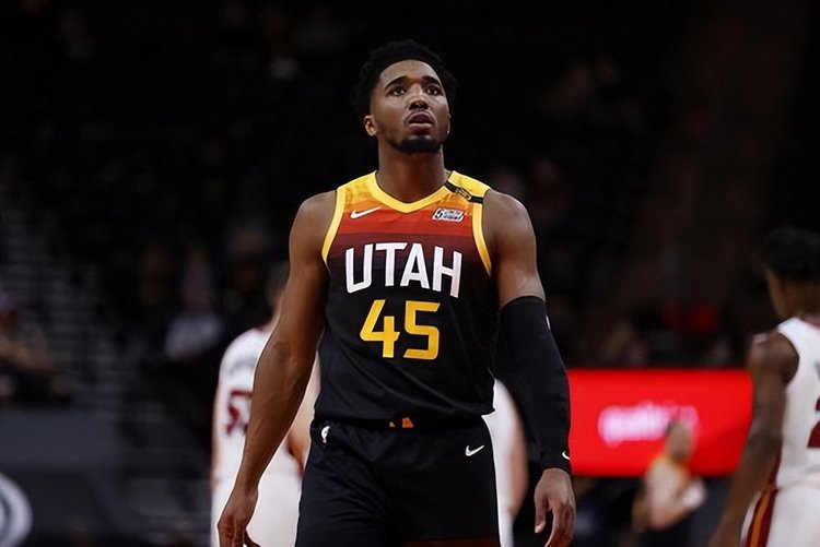 鲍曼的表现 鲍曼的表现