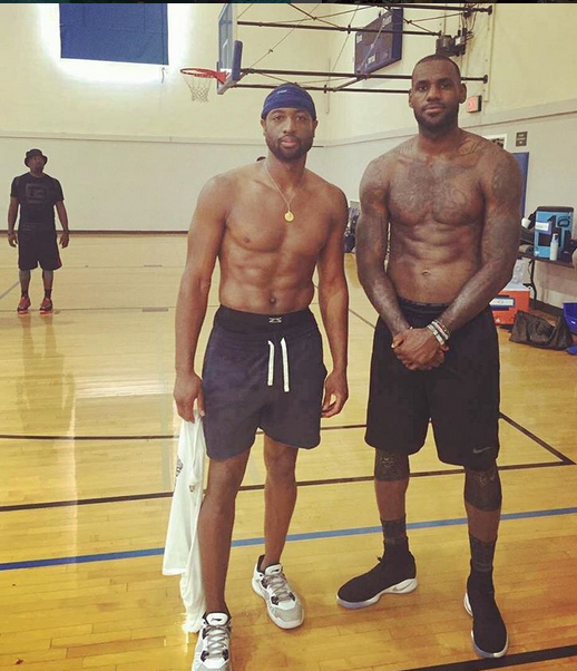 更是产品策 更是产品策